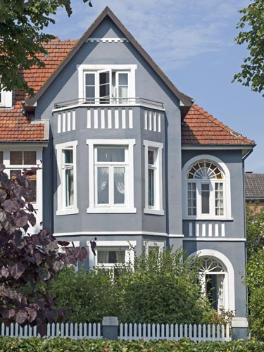 immobilienmakler-me-le-immobilien-haus-verkaufen
